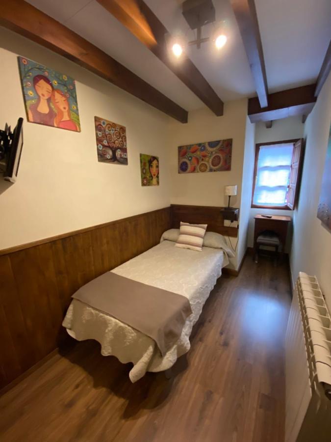 Pension Arbidel Ribadesella Exterior foto