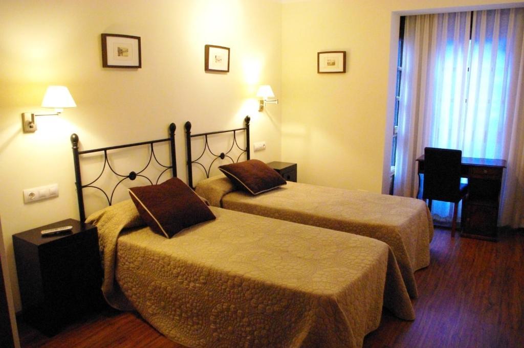 Pension Arbidel Ribadesella Cameră foto